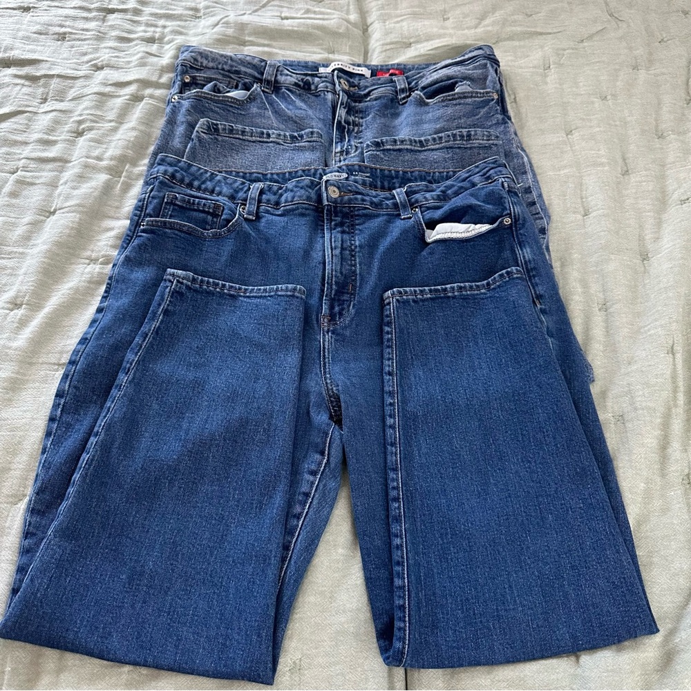 Celebrity Pink & Old Navy Women’s Lot of 2 Straight Leg Jeans Size 18